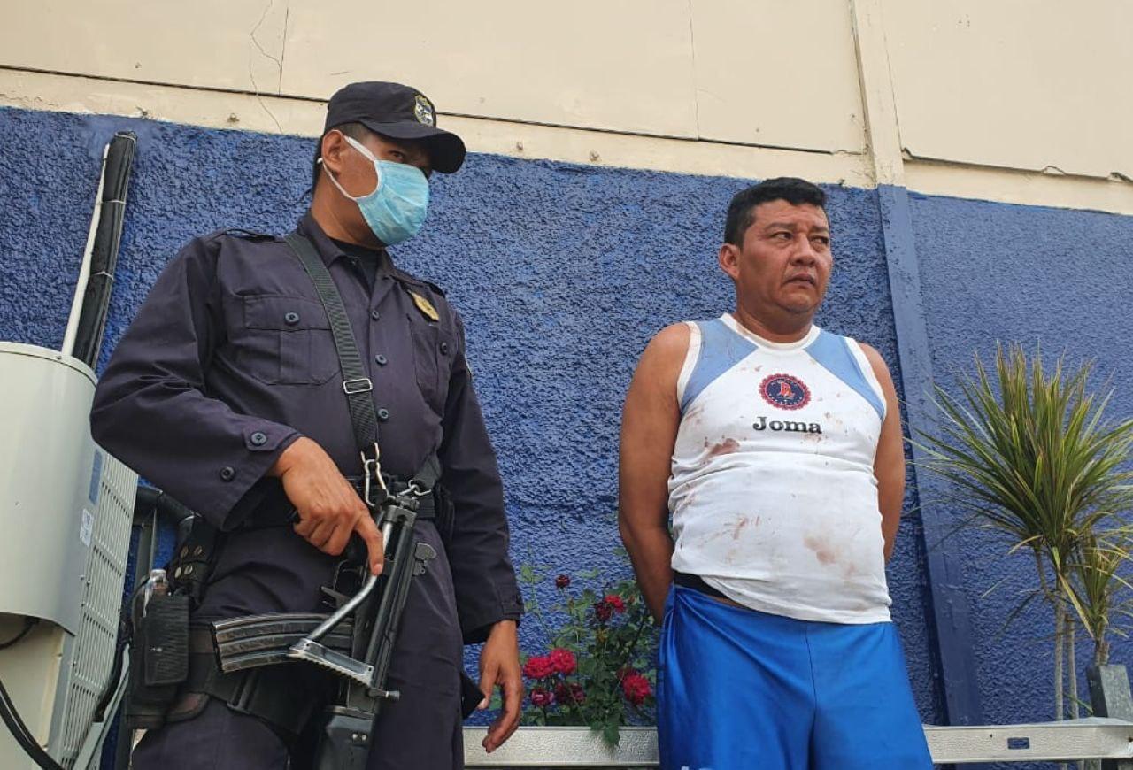 PNC captura en flagrancia a un hombre en Mejicanos por feminicidio pnc-captura-en-flagrancia-a-un-hombre-en-mejicanos-por-feminicidio